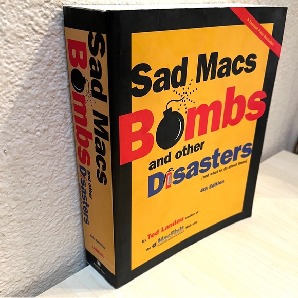 Mac Book: Sad Mac Bombs Manual. NWT. 955 pages. - Picture 7 of 8